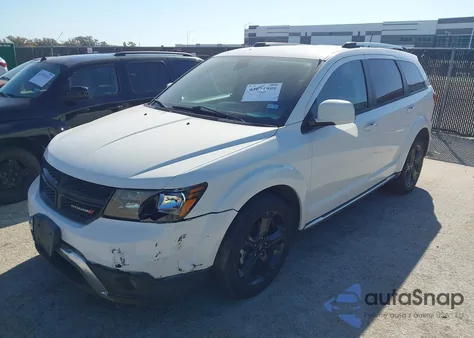 2018 Dodge Journey Crossroad z USA, uszkodzony, nr VIN 3C4PDCGG7JT490058